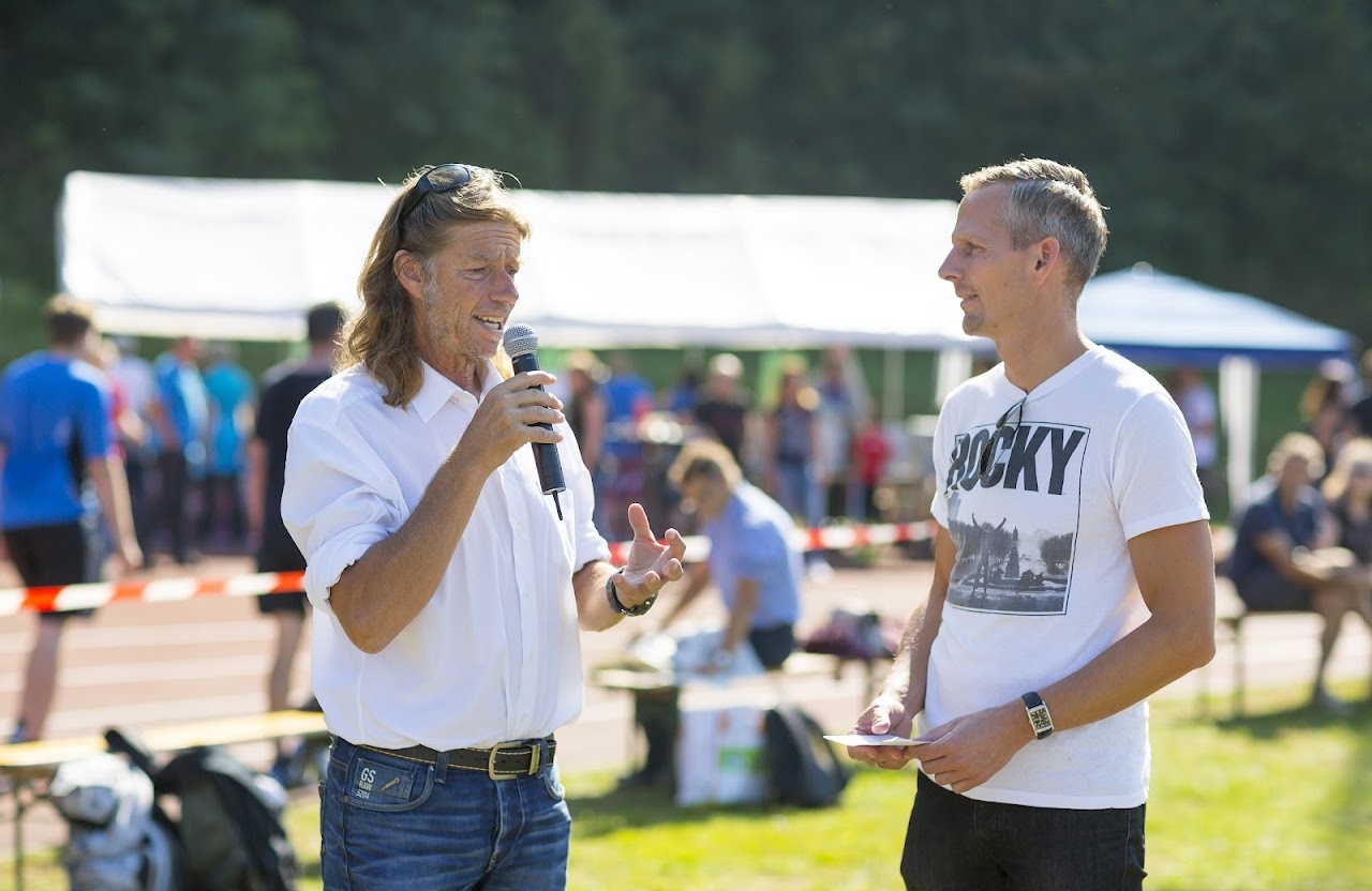 Bild vom 9. Benefizlauf im Jahr 2016. Dies ist das 102. Bild.